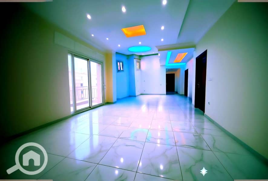 4 WhatsApp Image 2025-10-26 at 22.06. 48 (5). jpeg