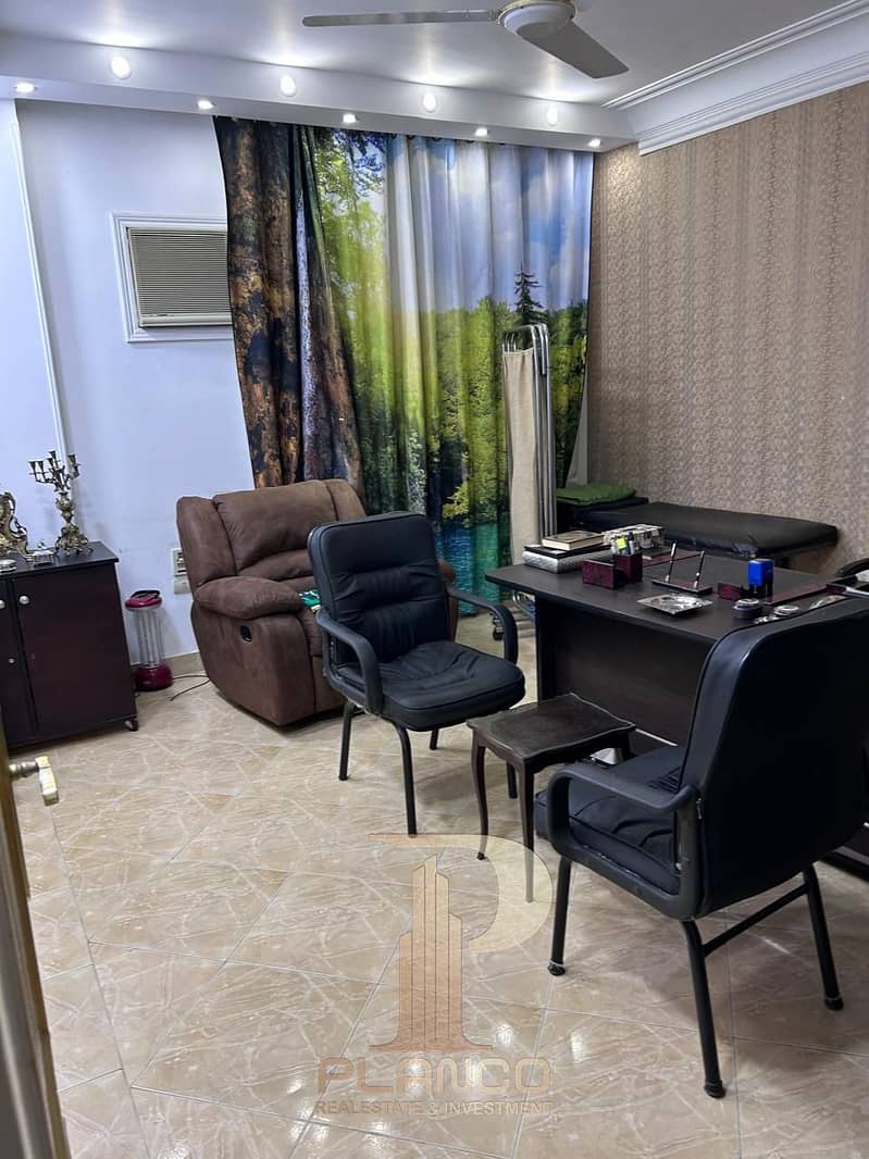 12 bfd9f4c6-ef04-4707-b7a9-508b97d8f6fe. jpeg