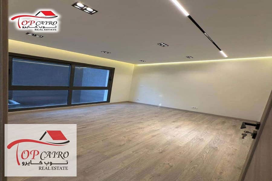 8 IMG-20251026-WA1293_1200x800. jpg