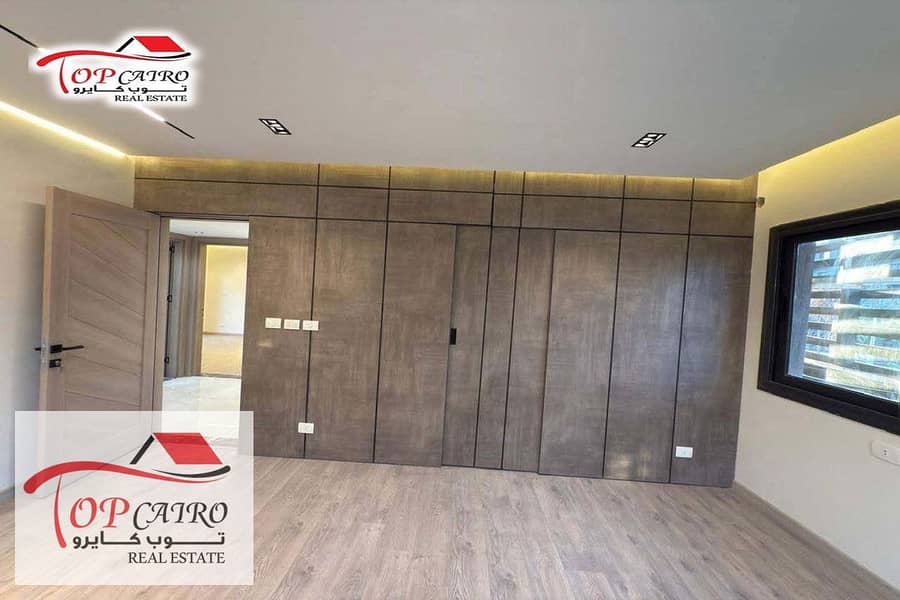 10 IMG-20251026-WA1295_1200x800. jpg