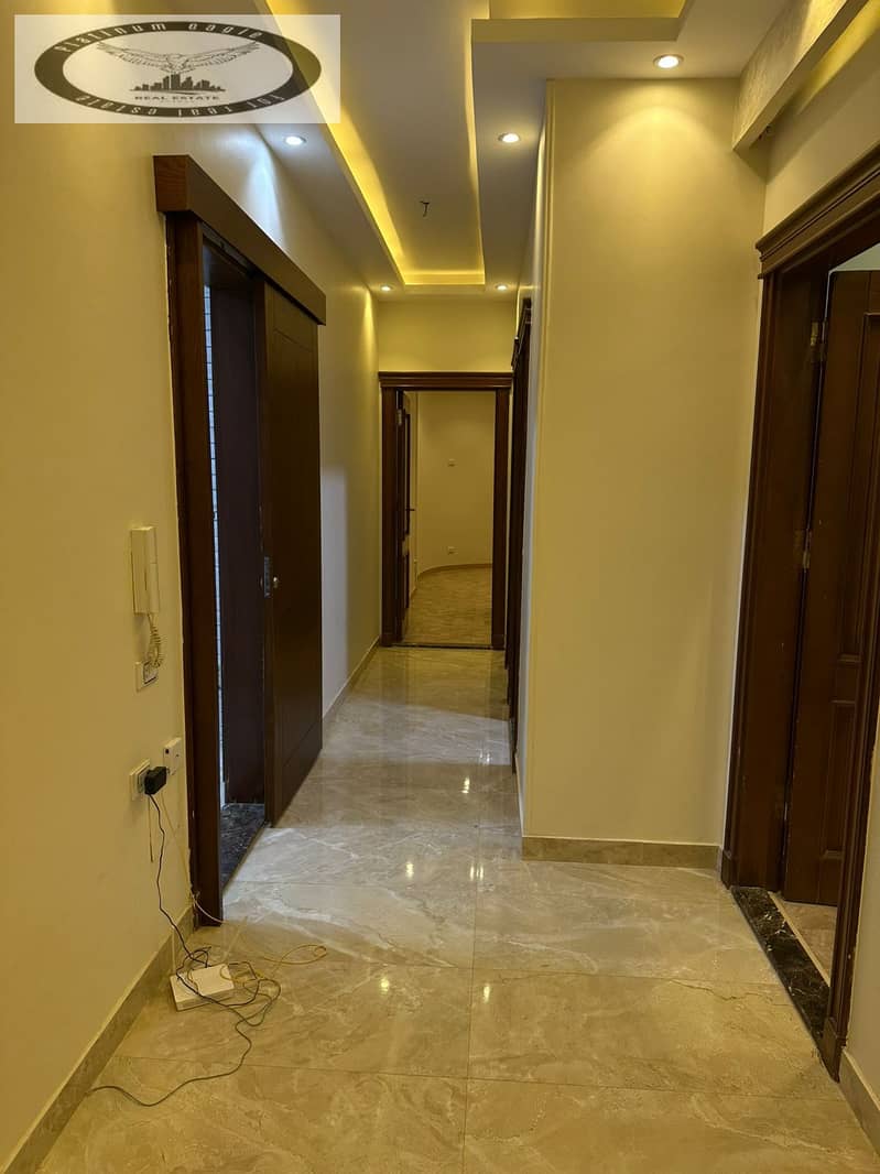 6 4853d79c-dce5-4bfd-96ce-d75573d752a2. jpg