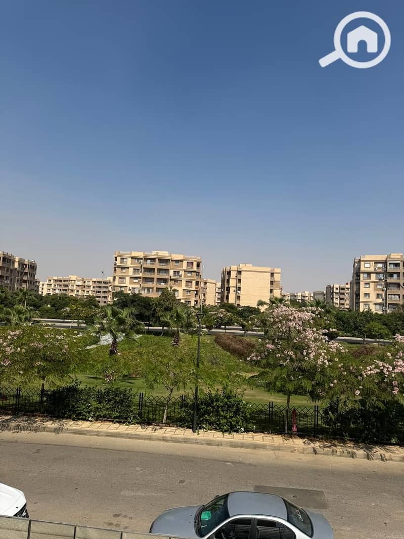 10 d9d2ceff-10d6-460c-aa98-43a155c3c201. jpeg