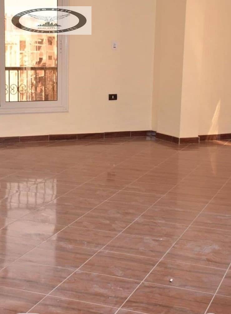 2 de011c35-aabb-4f7b-9579-399ecf7affaf. jpg