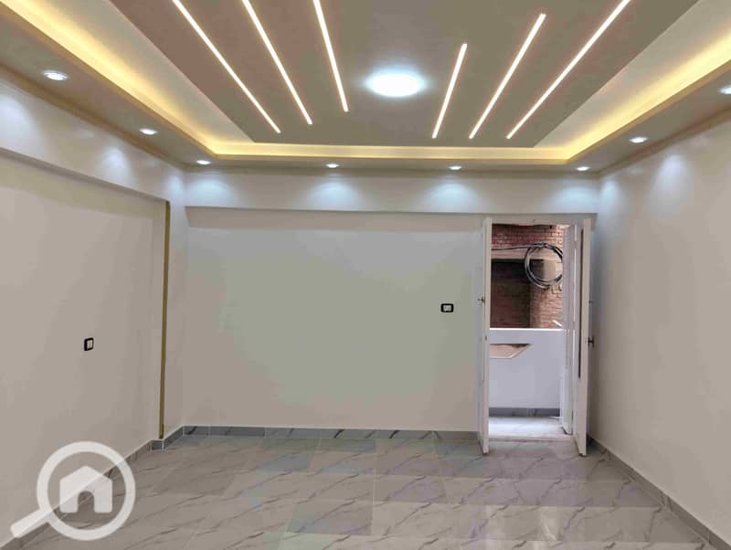 1000422099. jpg 1000422099. jpg