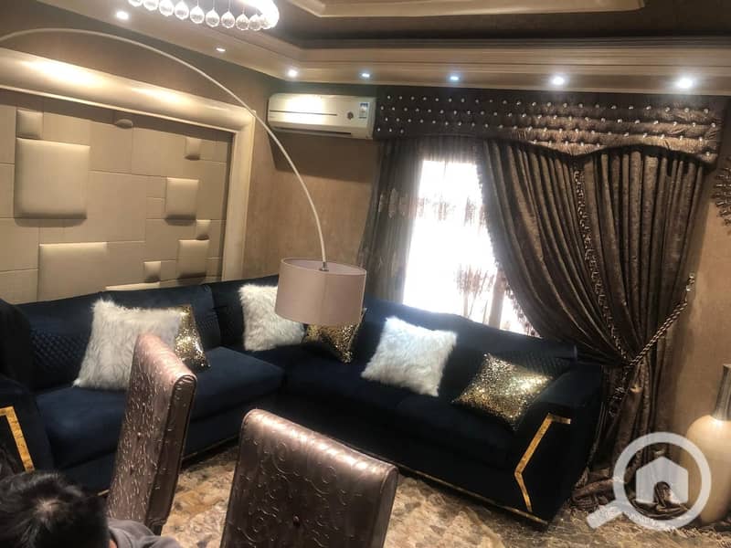 4 79e01224-02fe-4de4-8caf-06bd5b316667. jpg