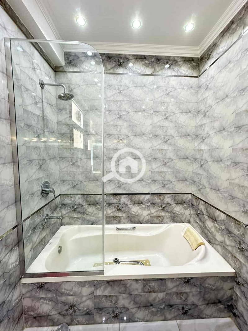 22 c77c51dc-ea6c-4af0-b61b-8cb5117c0399. jpg