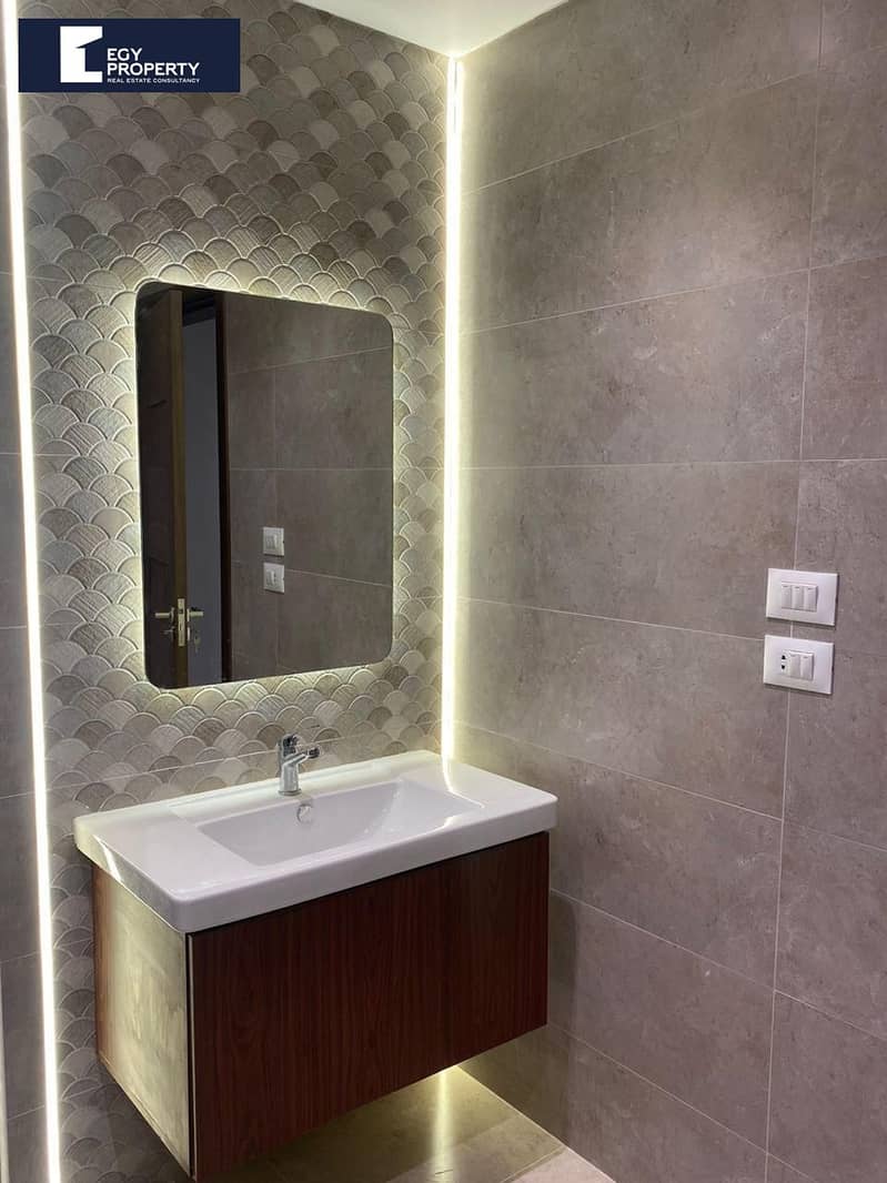 6 _files_aa6ab810-a479-4bd7-87a8-32bc1851f6bc. jpeg