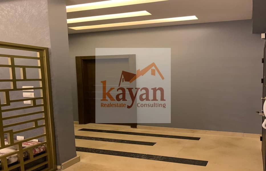 4 3a8881b6-9fb1-46f9-8e3a-5ad9168f6e4c. jpg