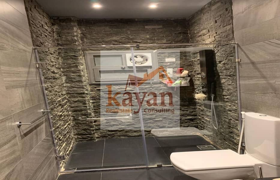 7 53b5ab59-692d-4d66-bb1c-3a1ea38a8518. jpg