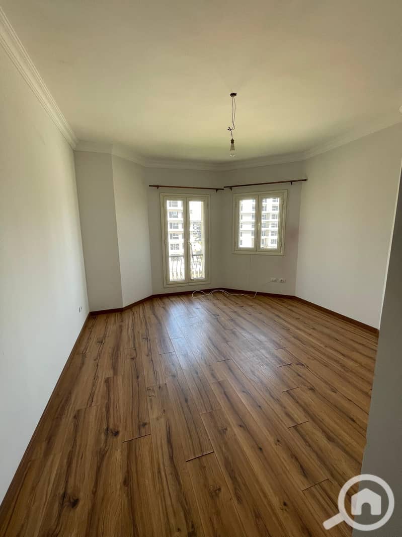 2 b4846dcf-255a-4b79-8090-0380003dcee0. jpeg