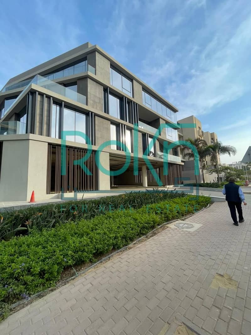 2 WhatsApp Image 2025-09-23 at 4.12. 32 PM. jpeg