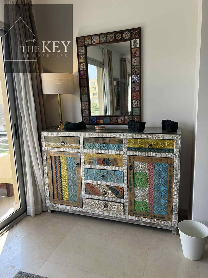 11 bdd5165d-b6c6-49e2-bfcc-5935c3db2612. jpg