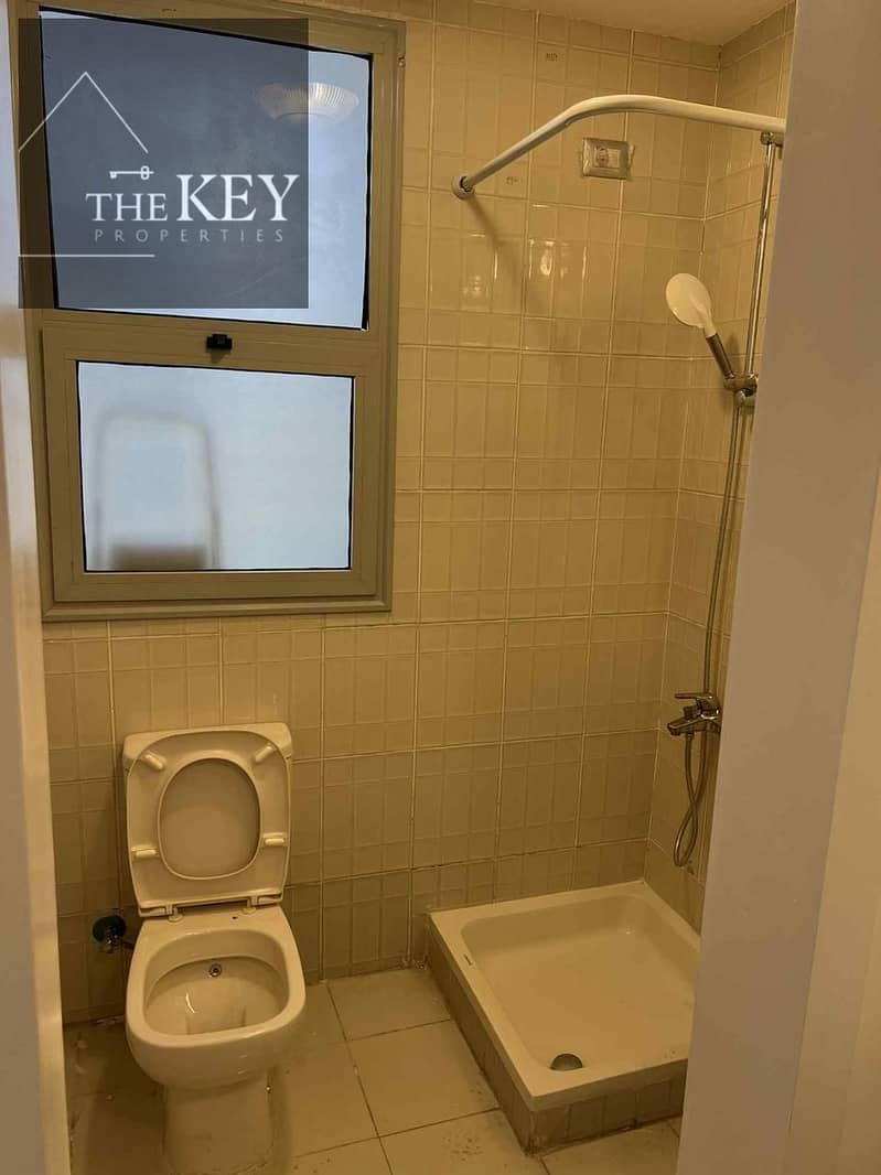 19 758c0061-3420-4882-a8a2-1c12b966ad96. jpg