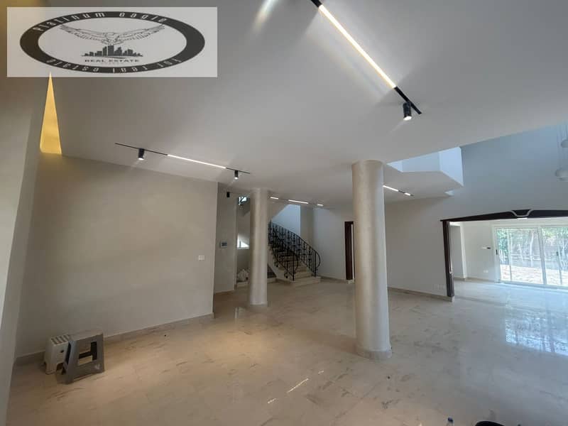 2 044fc4c2-5f9d-451a-b8bd-d78712d3723d. jpg