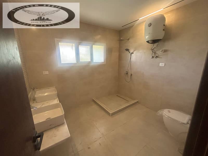 11 321f3858-210d-4554-816a-71501bdd6320. jpg