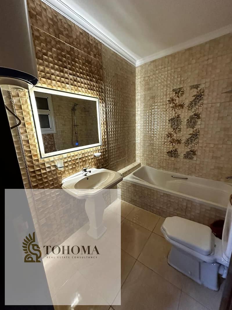 3 f1a9ccec-087a-43fb-8c65-b396c8480b5f. jpg