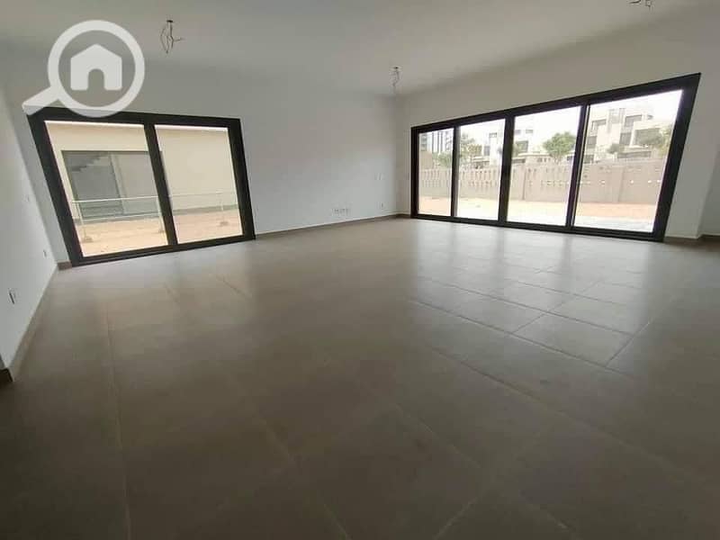 4 d2714aa7-681e-4be9-b333-5eb319ec3306. jpg