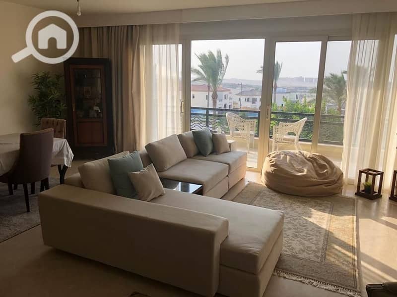 db3e8fab-727a-41cb-b26b-2931bee1e1a5. jpg db3e8fab-727a-41cb-b26b-2931bee1e1a5. jpg