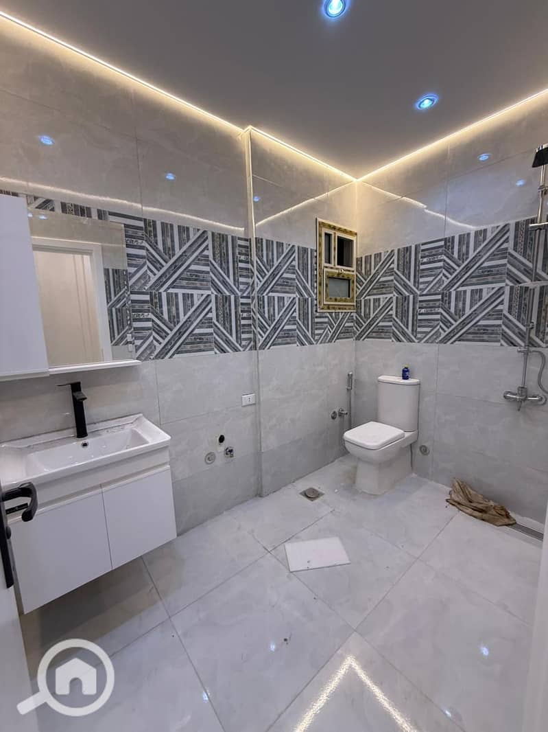 5 WhatsApp Image 2025-10-30 at 6.09. 39 AM. jpeg