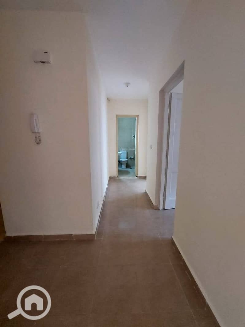 5 3011cb78-db40-4ac6-a26d-b5f407fb3682. jpg