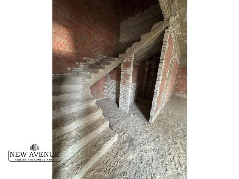 3 WhatsApp Image 2025-10-27 at 3.59. 18 PM (1). jpg