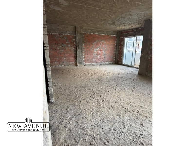 4 WhatsApp Image 2025-10-27 at 3.59. 18 PM (2). jpg