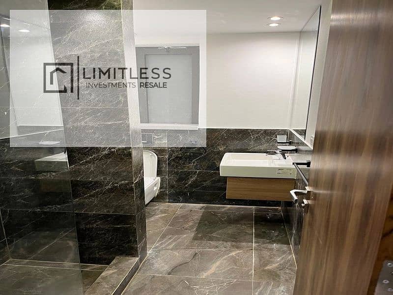 10 WhatsApp Image 2025-10-29 at 2.52. 00 PM (2)_800x600. jpg