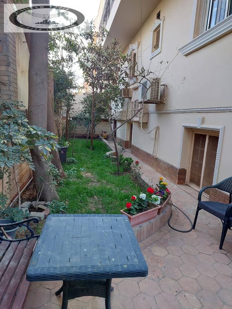 10 6729589c-9d29-40fb-9a48-b1be7e5bf739. jpg