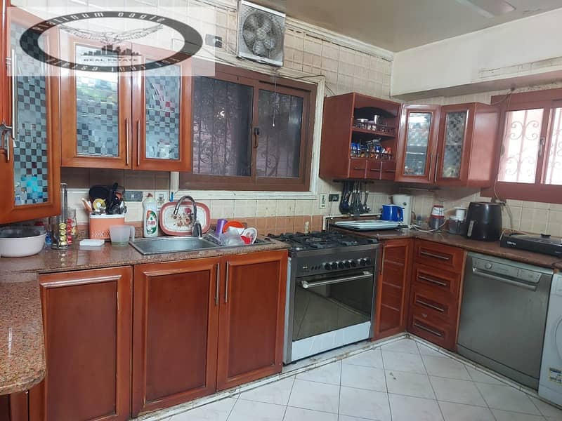 14 de093768-e470-4ed0-aa8d-6302af4bc868. jpg