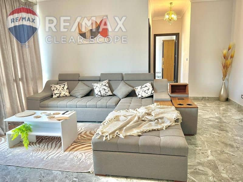 18 b82ea56d-8ac6-444f-a430-6d6e3a882144. jpg