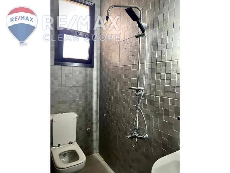 27 e42dcfdb-225f-486f-96c1-0ee007469c7a. jpg