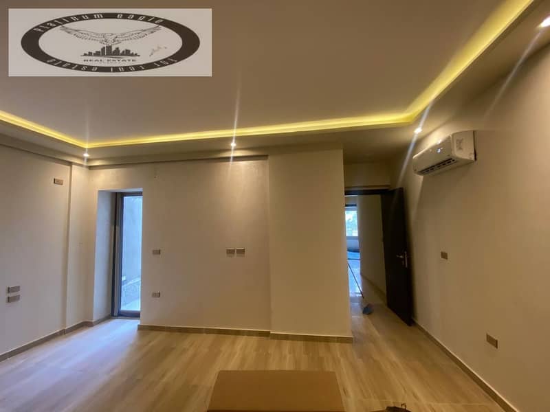 4 fe2c618c-9161-4909-8d8e-211c2dfbf4e6. jpg