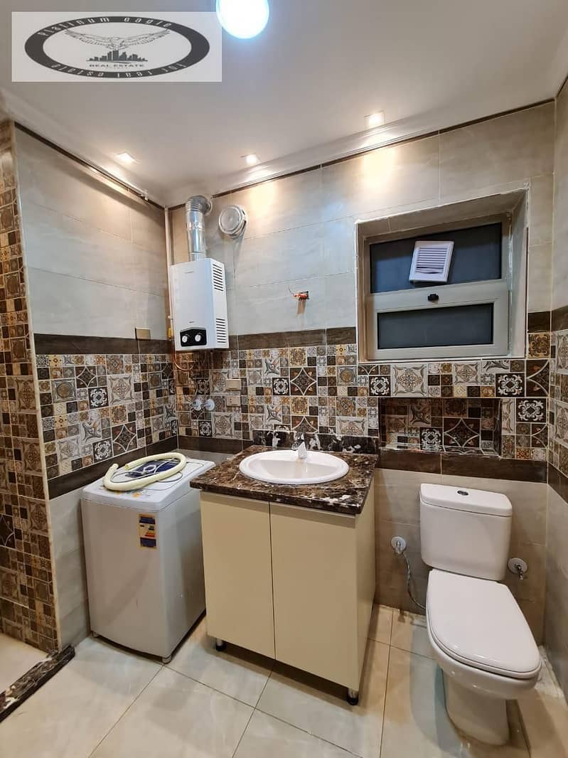 8 f05c6581-3f9f-4994-95bd-36b62bfc8613. jpg