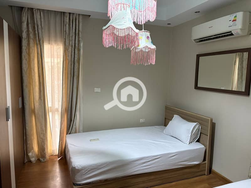 8 92abc6d2-69ad-4d15-a57b-4b98da705f5a. jpeg