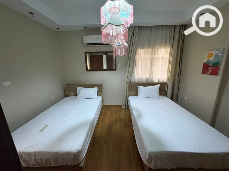 9 0ec3e335-dfb9-4413-9e30-bb4f442dbf14. jpeg