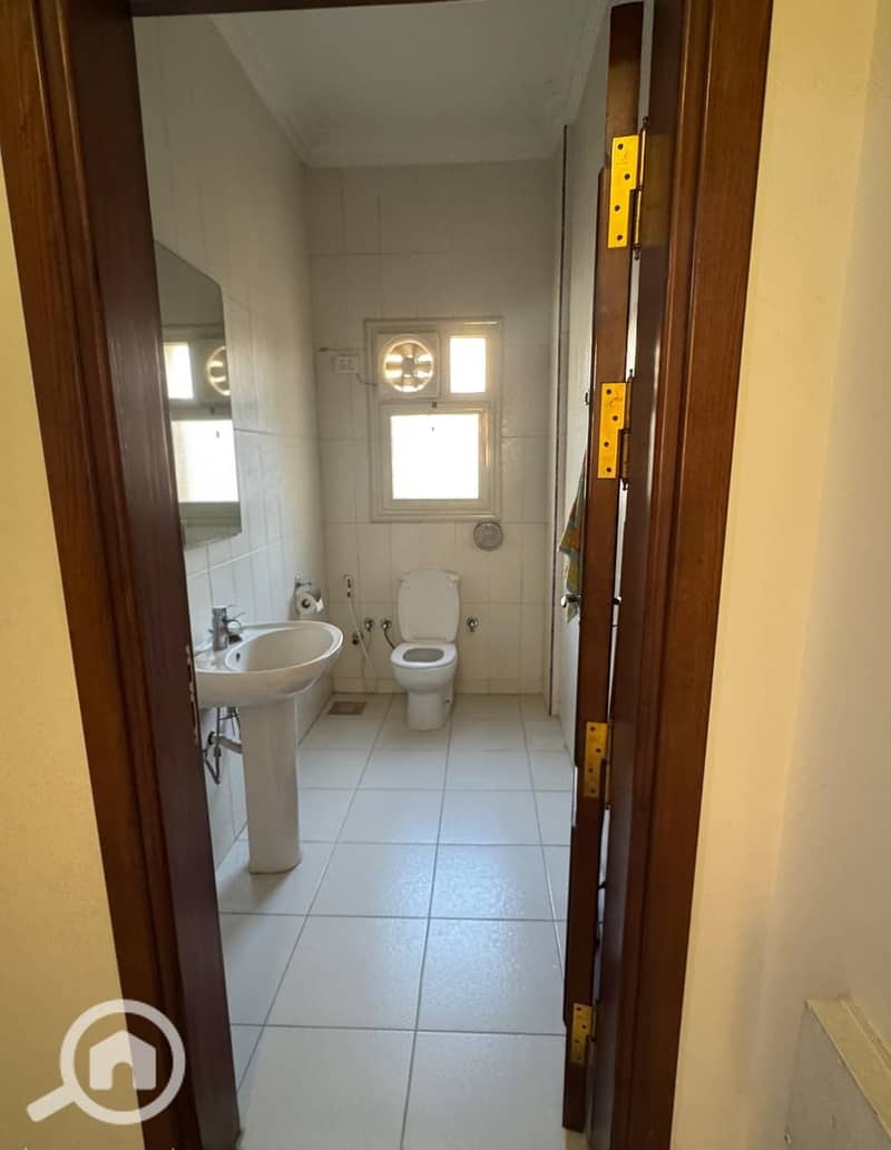 6 WhatsApp Image 2025-10-30 at 2.37. 36 PM (1). jpeg