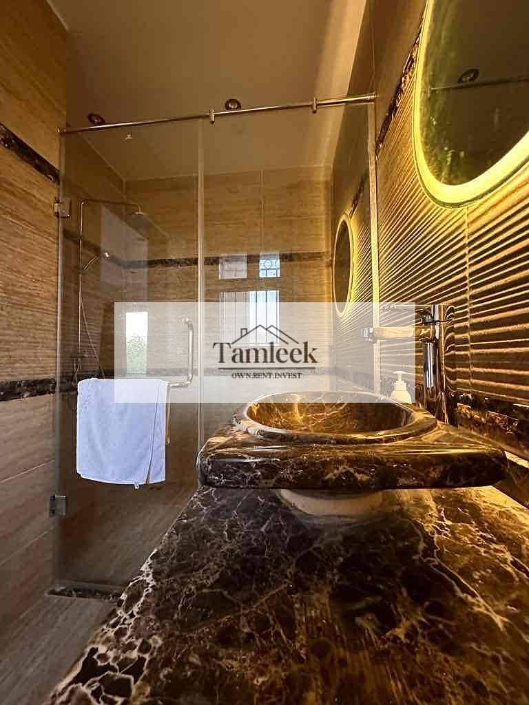 2 7a75b97e-a45c-482e-a444-34cb481f0989. jpg