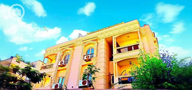 5 Bedroom Duplex for Sale in Sheikh Zayed, Giza - WhatsApp Image 2025-10-27 at 11.56. 55_7fb90f2e. jpg