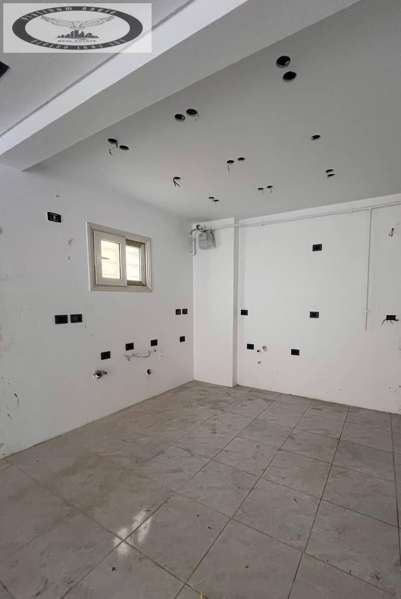 11 209d8fa1-cf32-4ce0-b1b6-de81d6e1706e. jpg