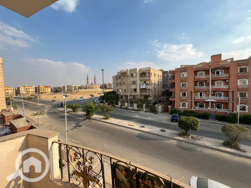 4 5c374173-52a6-449e-b908-de691bf41684. jpg