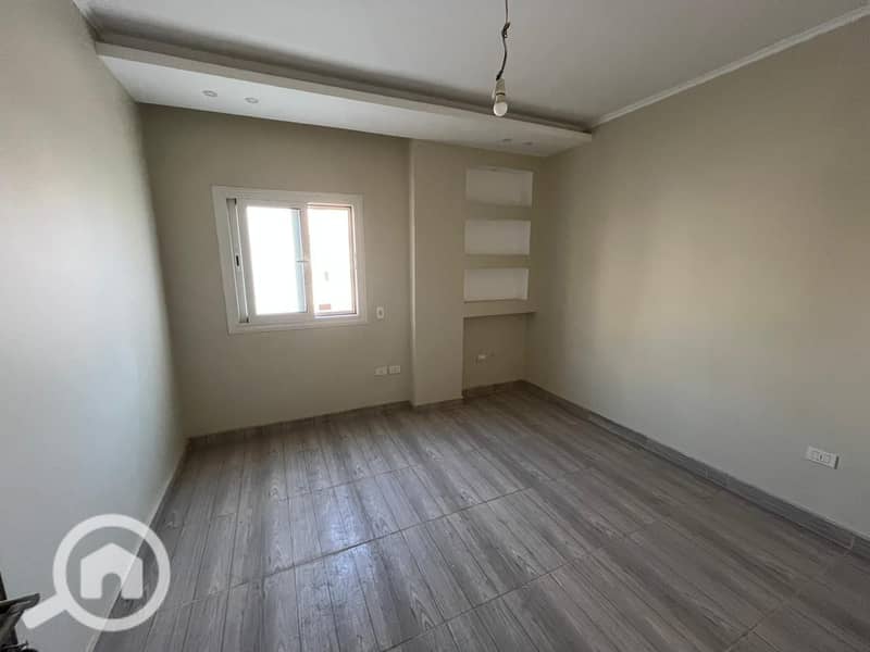 11 f46de75a-80d0-4ca5-b93b-fa4c58cdcc90. jpg