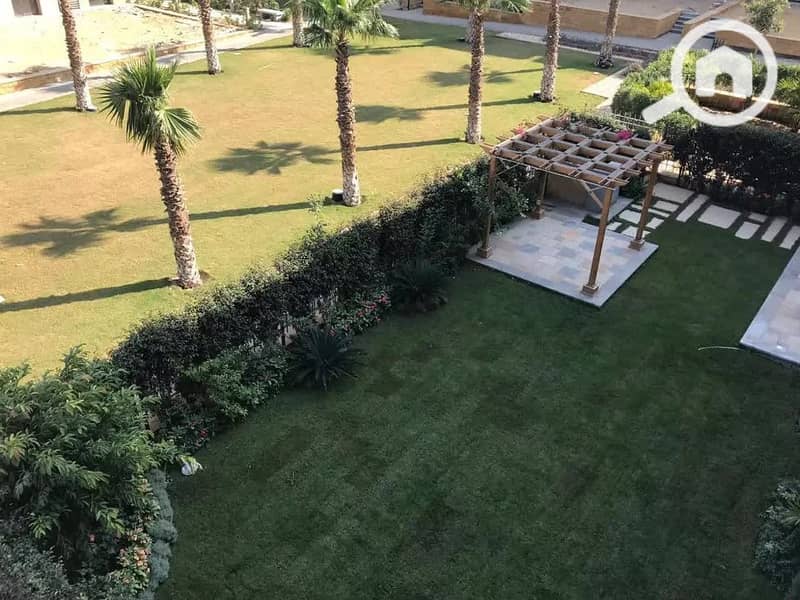 5 gardens_in_sodic_westown. jpg