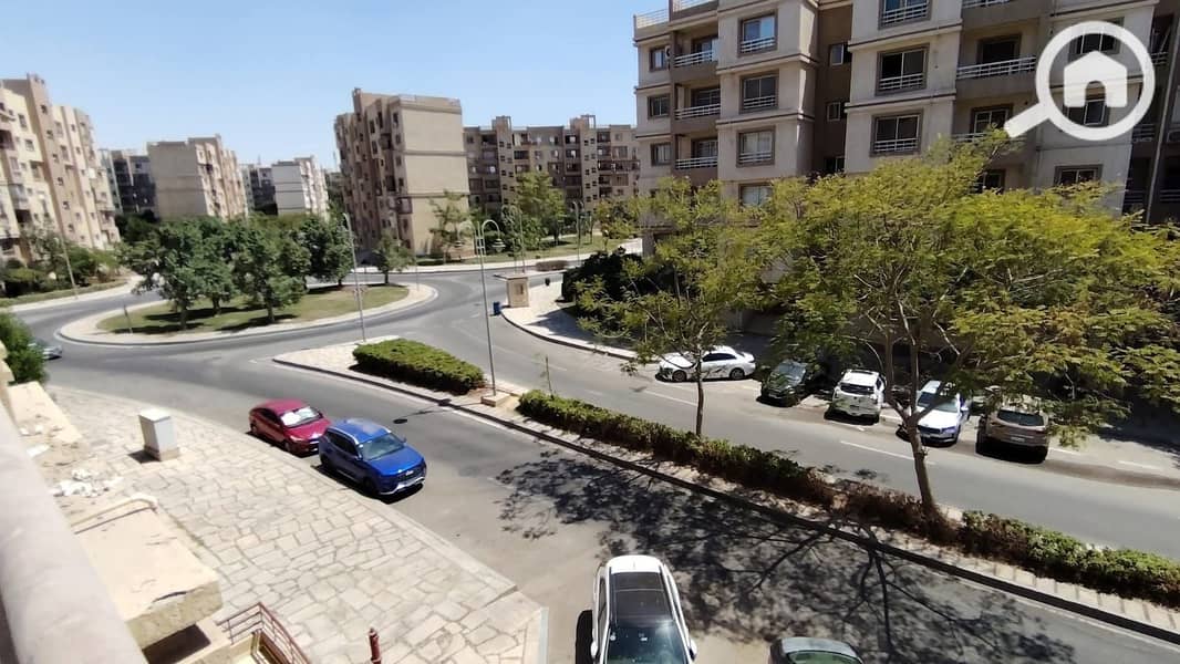 3 3e6e7bca-dd14-440e-ba56-36dd0495aa00. jpg