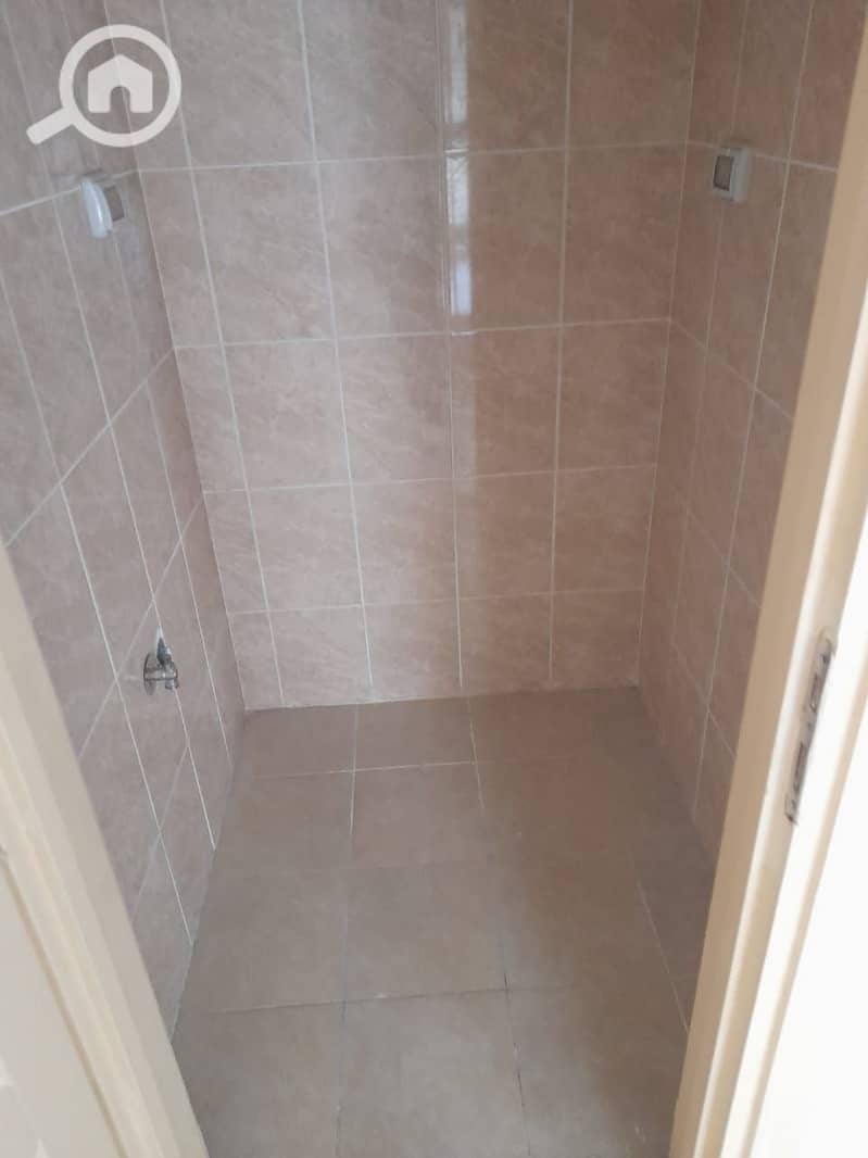 4 WhatsApp Image 2025-10-30 at 10.45. 00_df011845. jpg