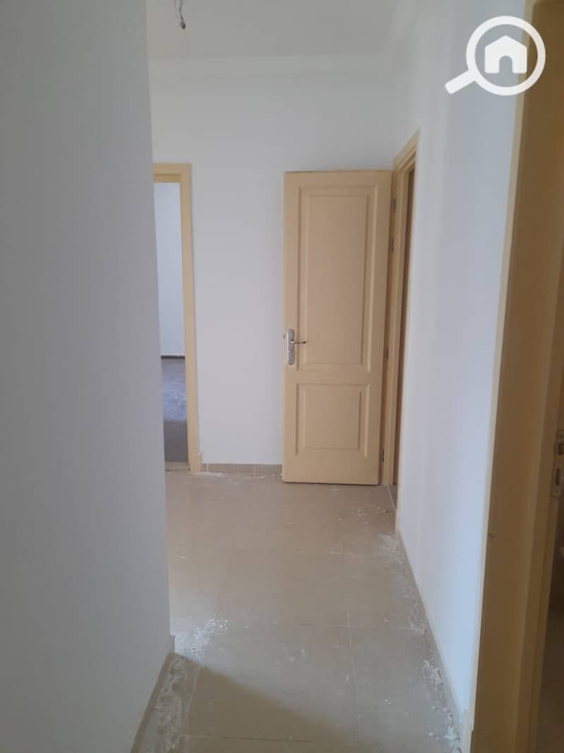 7 WhatsApp Image 2025-10-30 at 10.45. 03_84679779. jpg