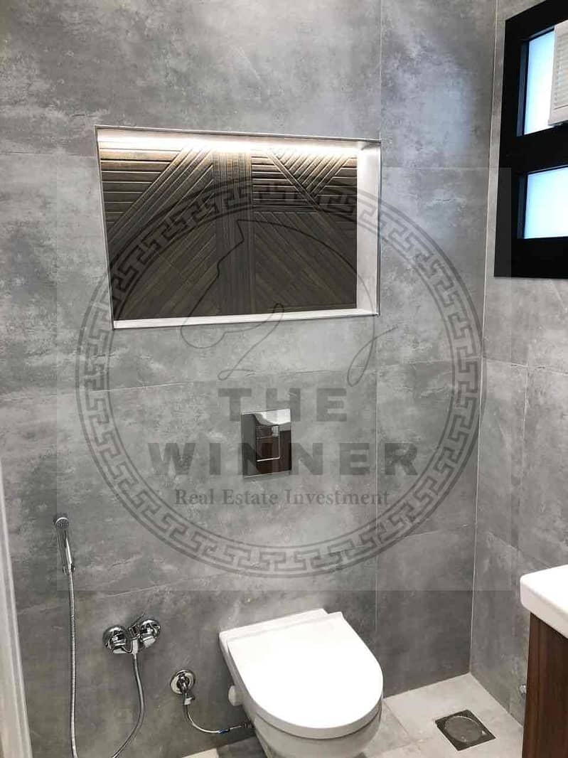 14 d669bc7a-7697-40db-94c0-0d90f6e7c605. jpg