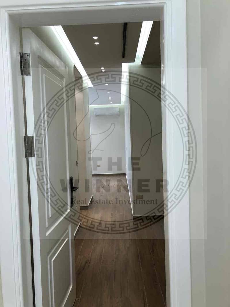 17 b2678a60-fdbd-430a-a9b2-9226f0a8dfae. jpg