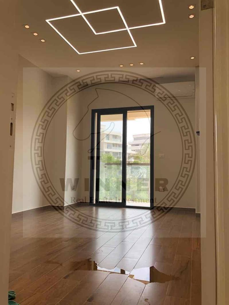 20 ceb4d250-a024-4918-b3f3-dce025e12a64. jpg