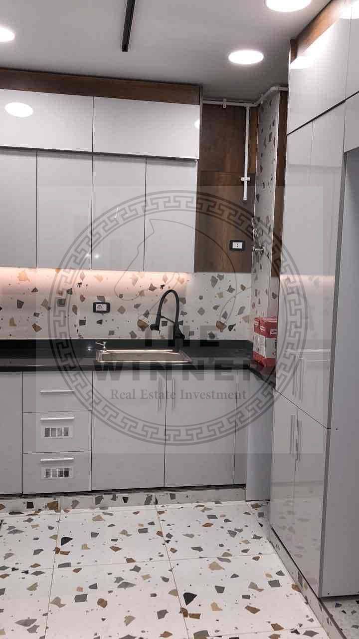 23 bdf254b1-f6b9-45f0-beab-b029c1e18ffd. jpg