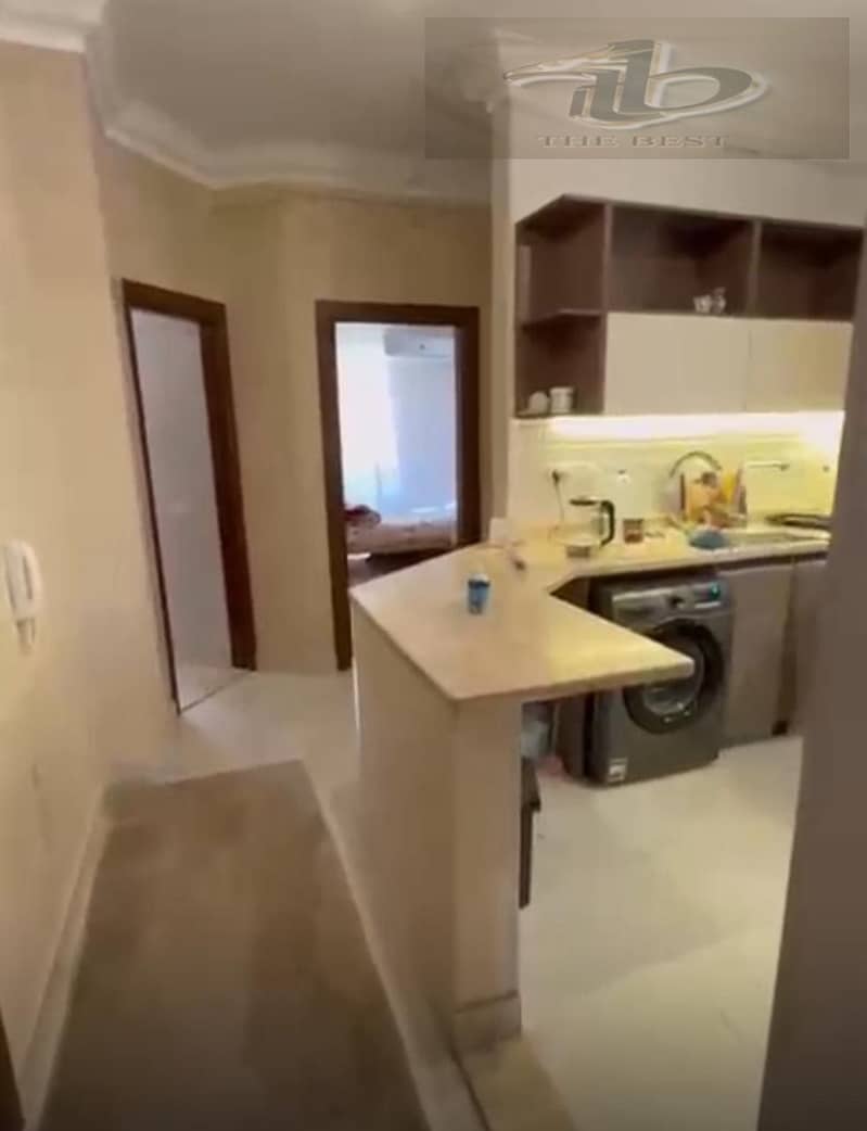 2 bcfcfd40-4601-4e5d-ad37-f582e8a7c4d7. jpeg